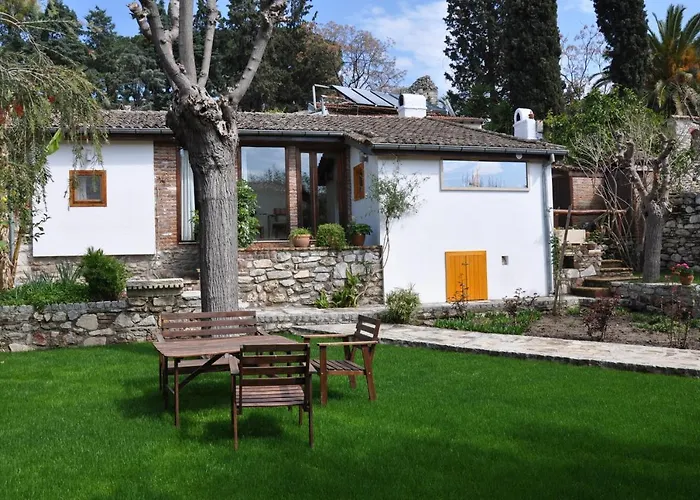 Garden House Дом отдыха