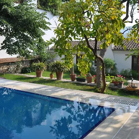 Garden House בית נופש סלצ'וק